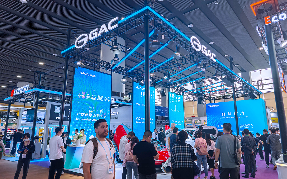 广交会展位设计公司利用动态空间提升展示效果