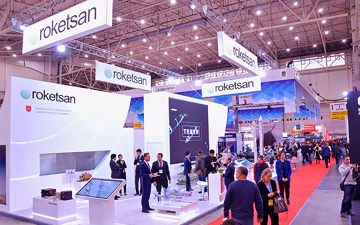 国际展会展位装修：四大维度动线优化客户参观体验